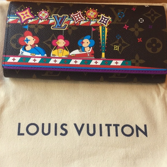 ⭐️LOUIS VUITTON SARAH WALLET ⭐️ NWT ⭐️ - Picture 3 of 16